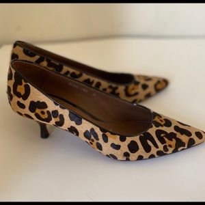 Donald J Pliner Leopard Pumps